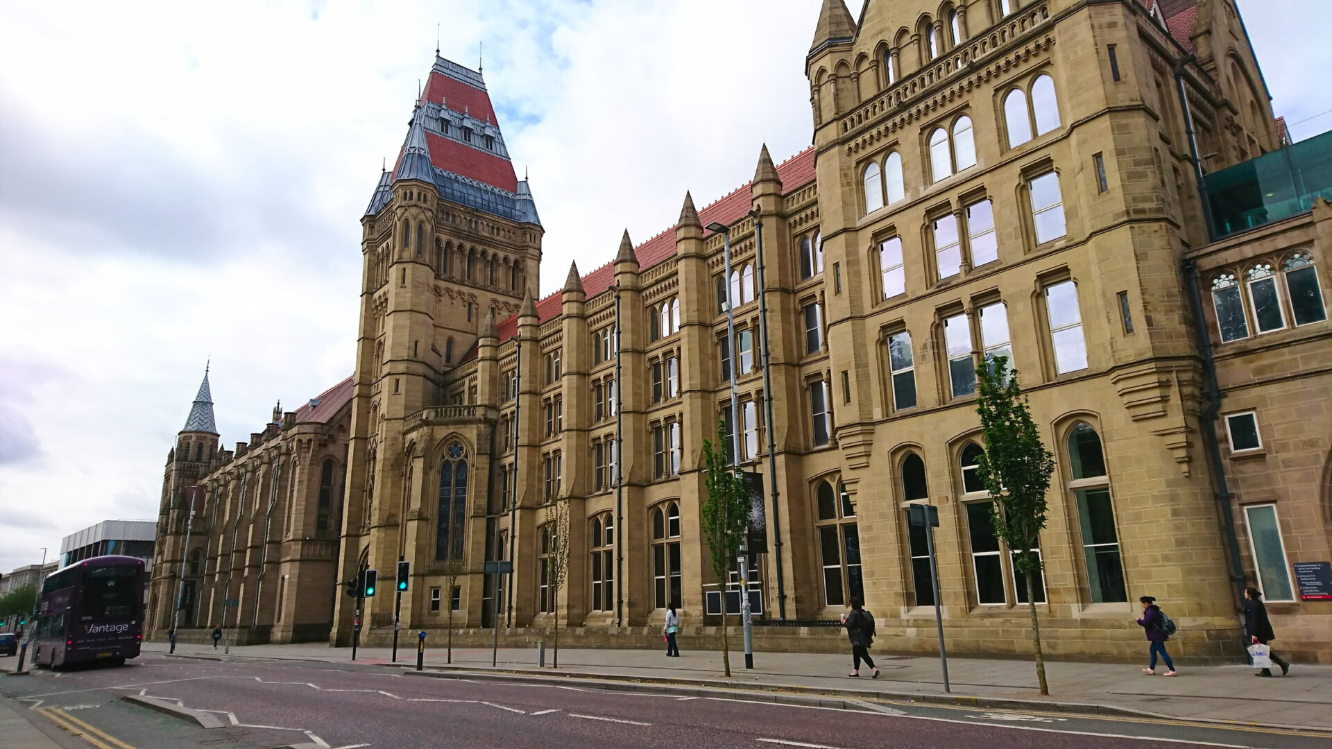 UoM buildings 1920x1080 2
